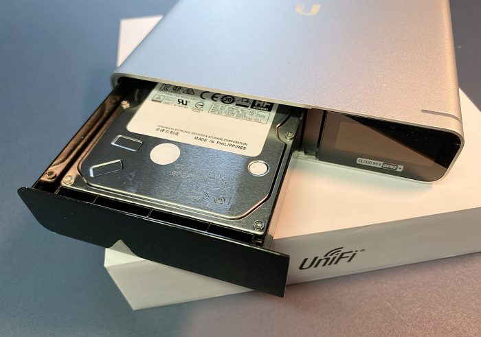 Unifi Cloud Key Gen 2 Plus Festplatte Tauschen