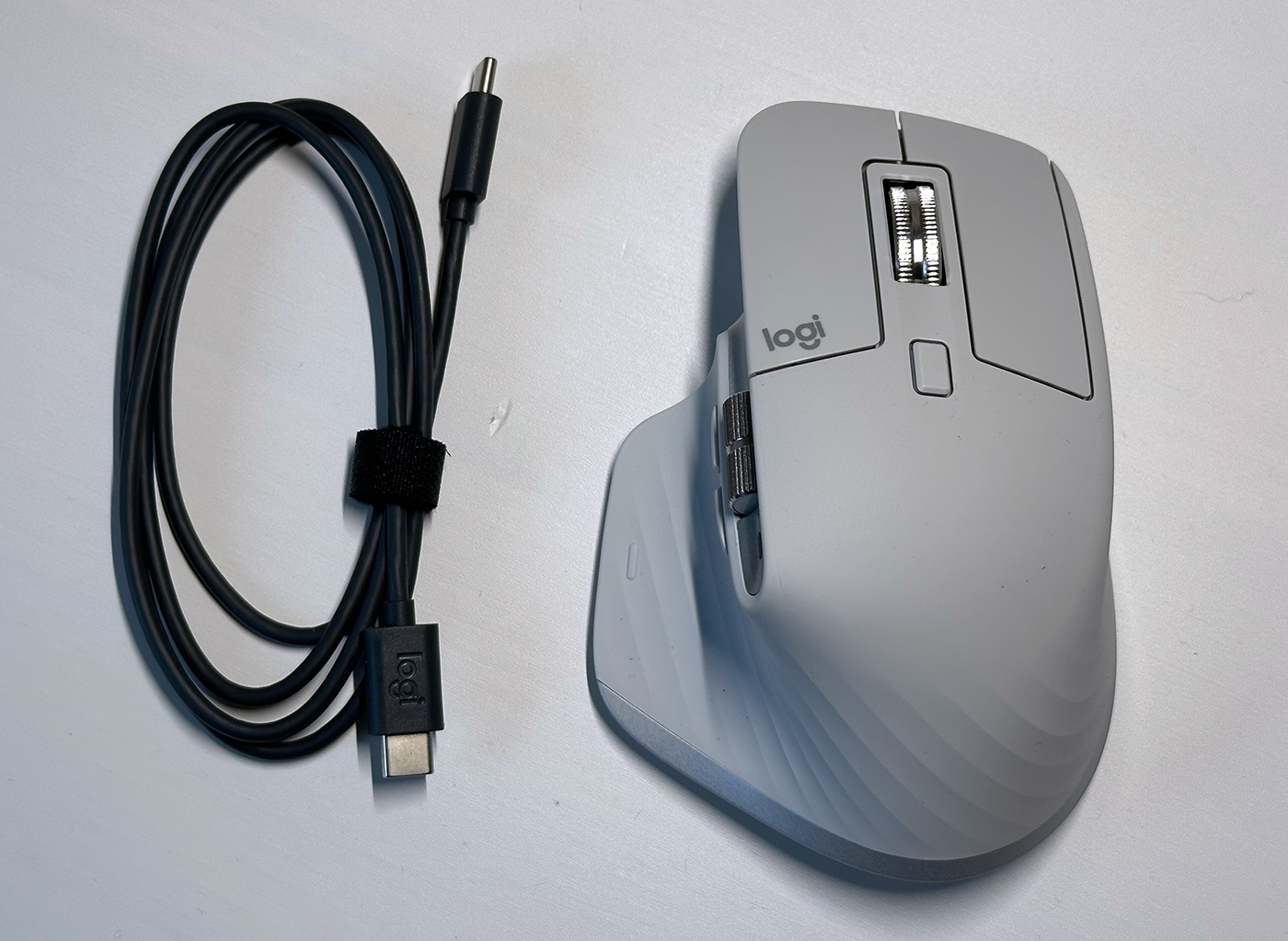 Logitech MX Master 3S: Angenehme vielseitige und Premium-Maus ›