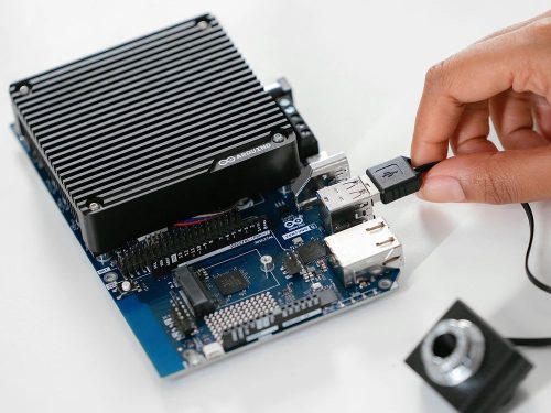 Arduino Ventuno Q